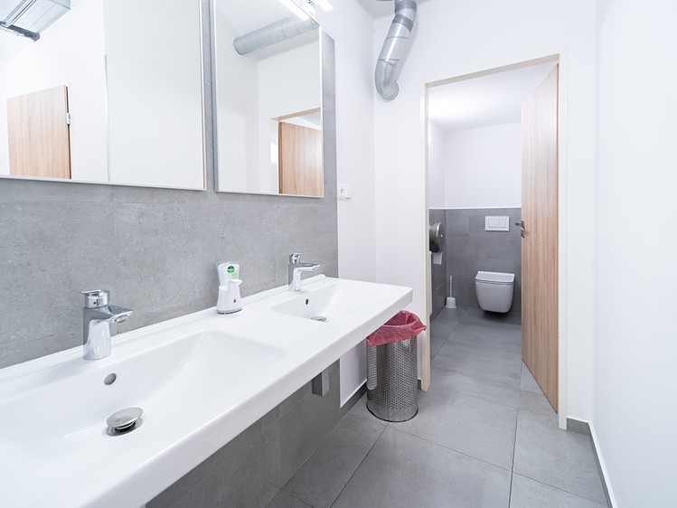 Pronájem komerčního prostoru, 158 m² (4 z 7)