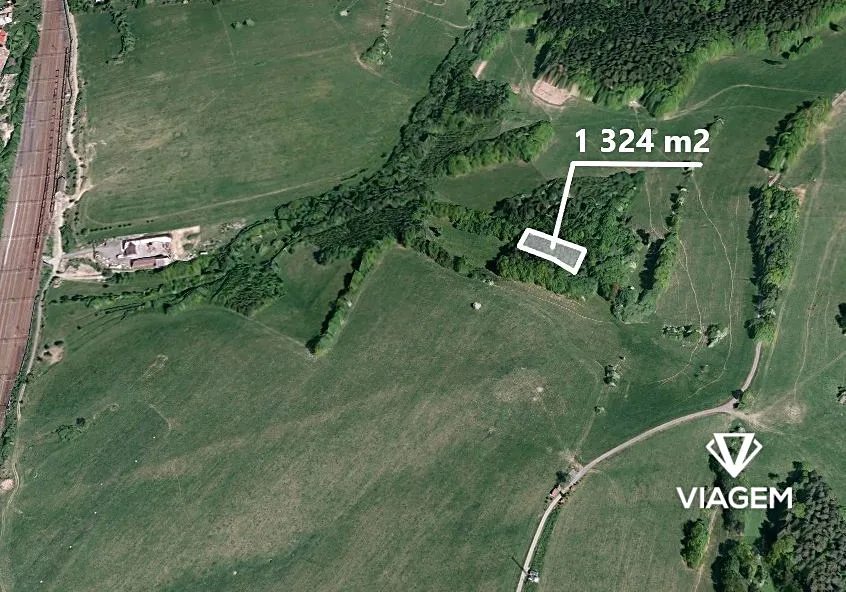 Prodej podílu 1/2 lesa 662 m²