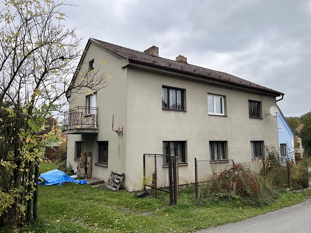 Prodej rodinného domu 154 m², pozemek 921 m²