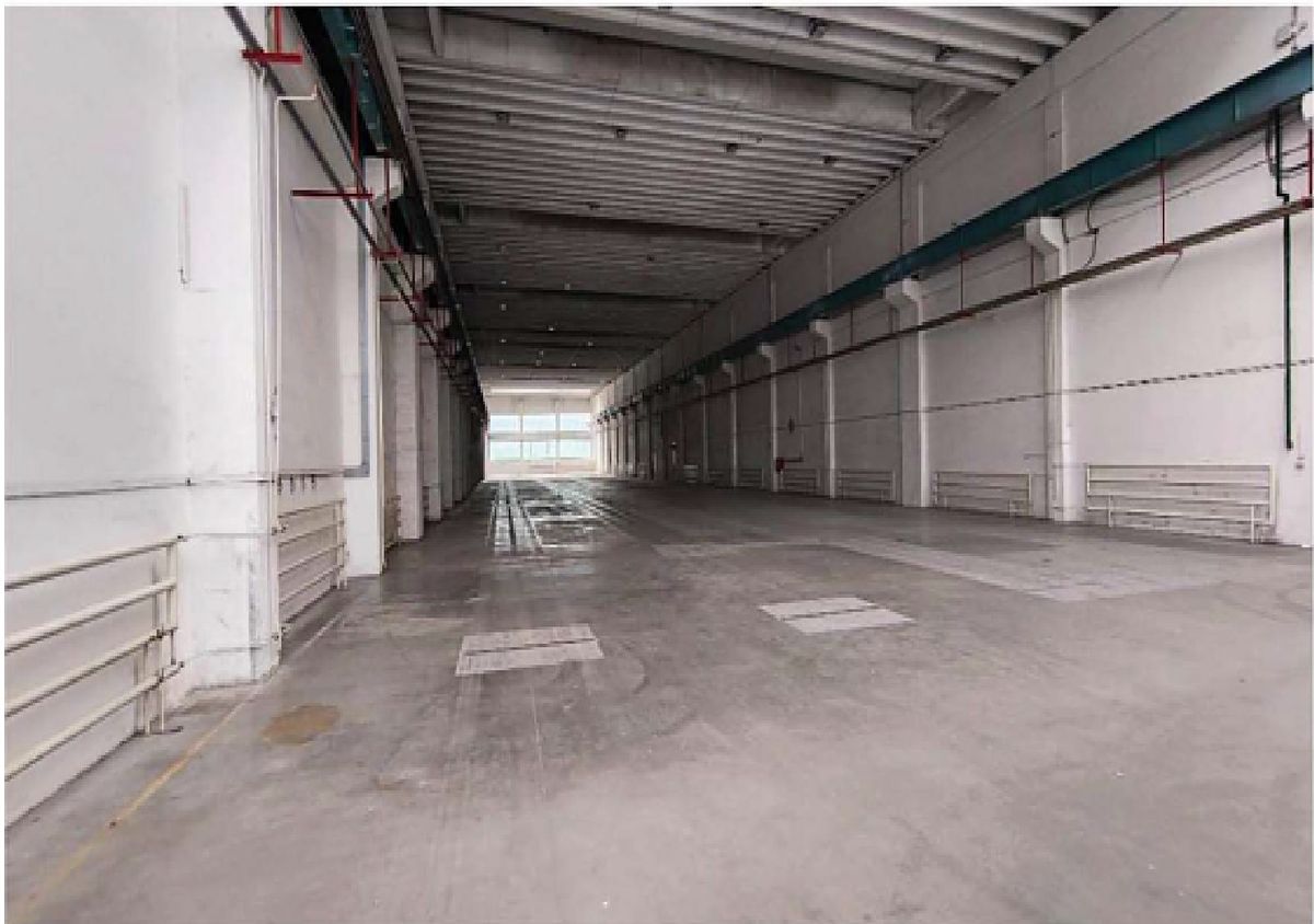 Pronájem skladového prostoru 7843 m² – fotografie 4