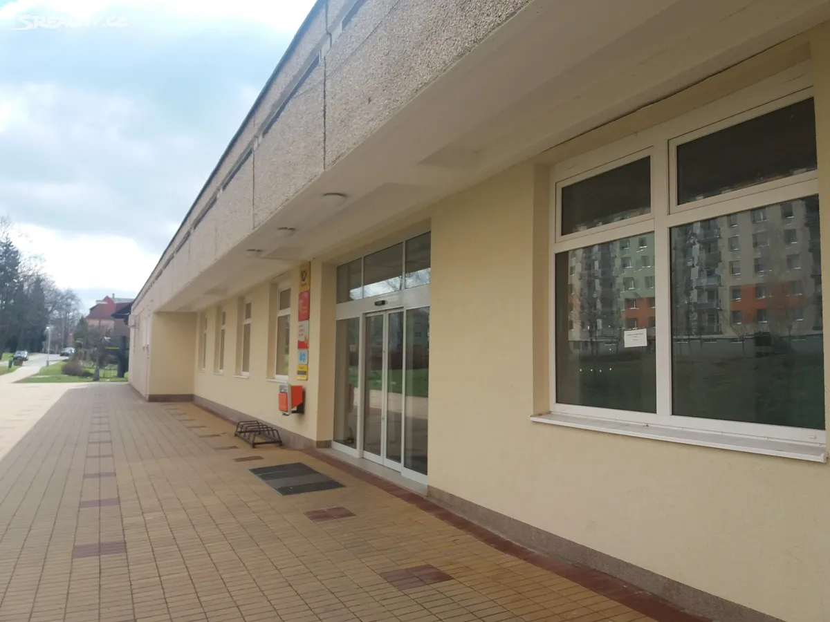 Pronájem obchodního prostoru 147 m², Československé armády
