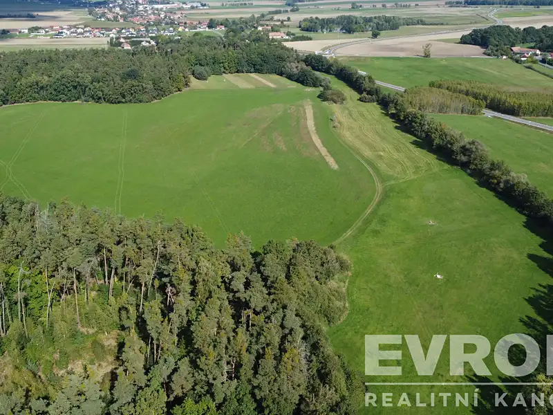Prodej pozemku 114950 m², Rokytno – náhled fotky 1