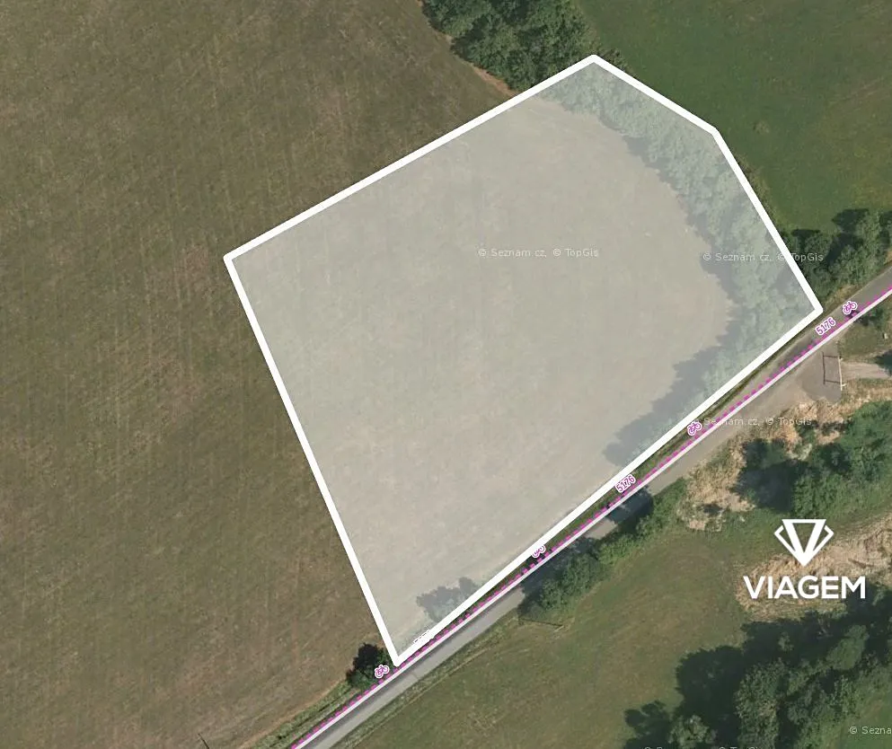 Prodej podílu 7/16 pole 4234 m²