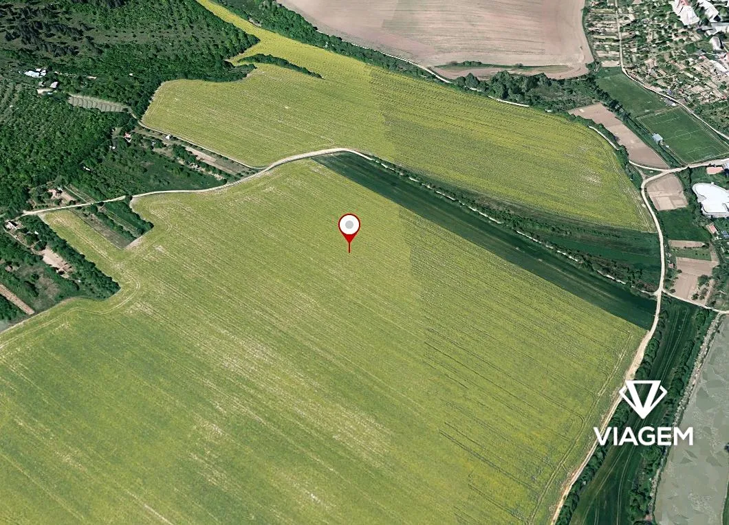 Prodej podílu 1/8 pole 489 m²