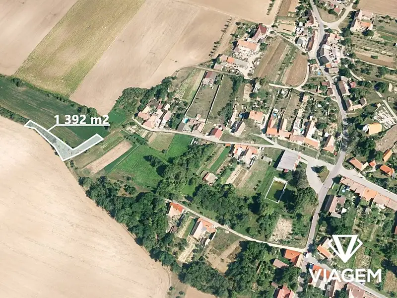 Prodej pozemku 1392 m², Kadov – náhled fotky 1