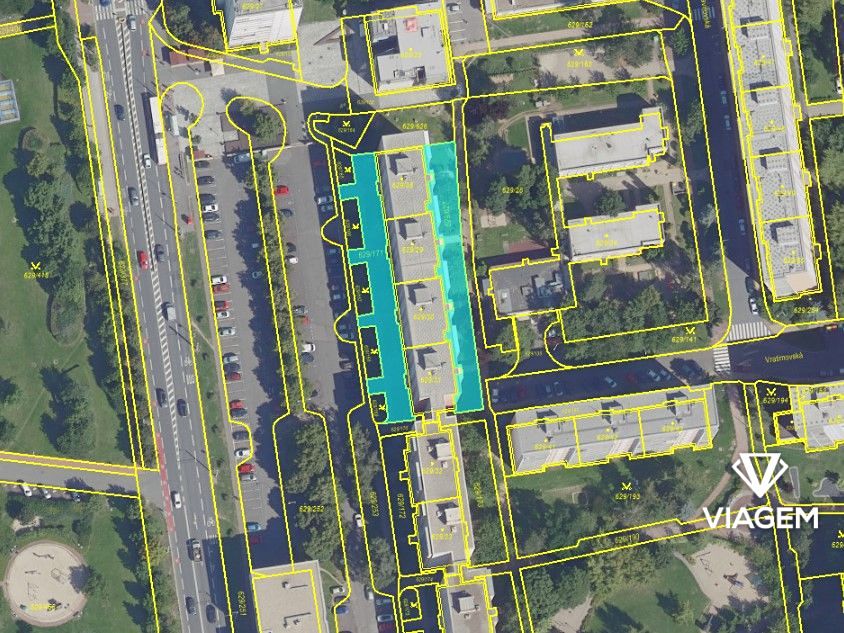 Prodej komerčního pozemku 1067 m² – fotografie 4