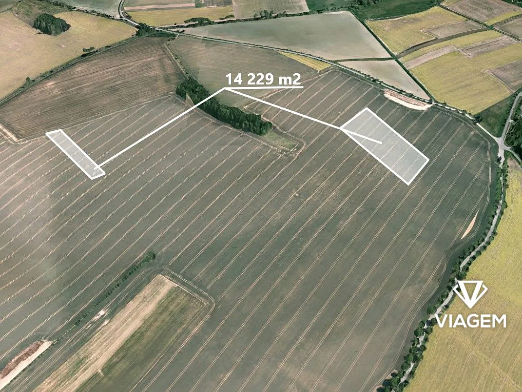 Prodej podílu 1/6 pole 2383 m²
