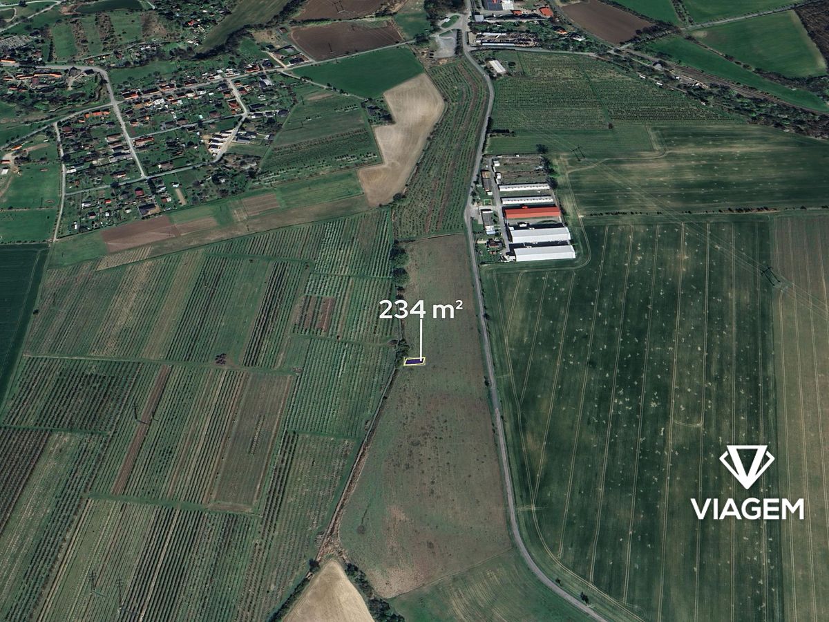 Prodej pole 234 m²