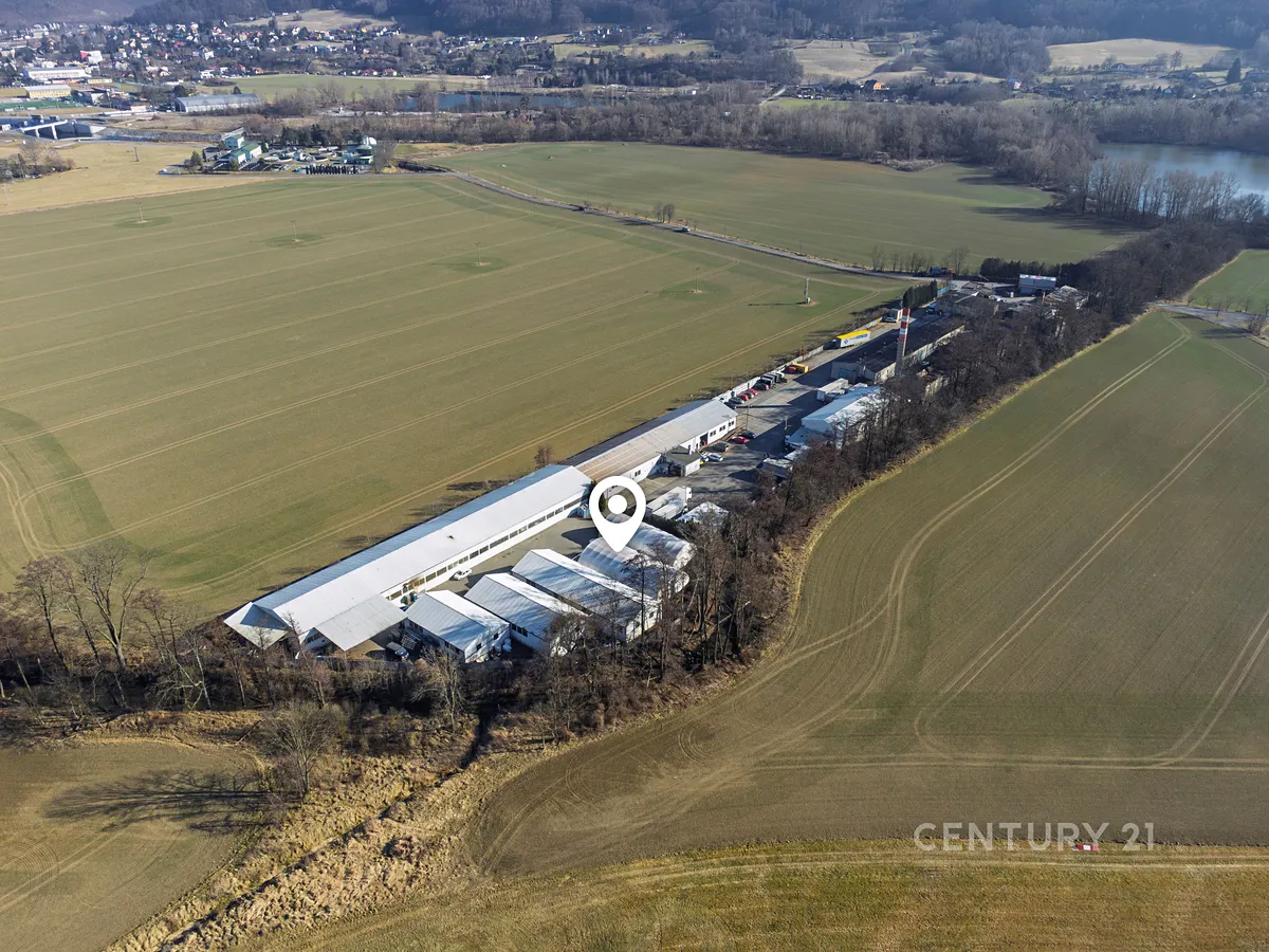 Pronájem skladového prostoru 270 m²