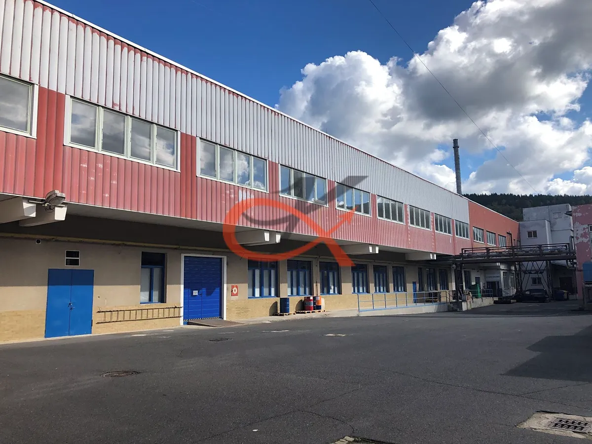 Pronájem skladového prostoru 100 m²
