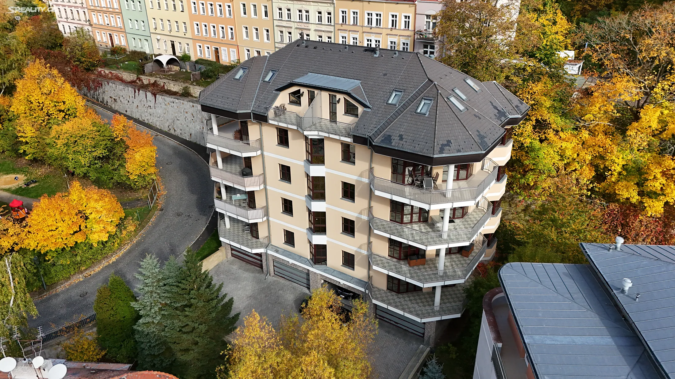 Prodej bytu 4+1 182 m²