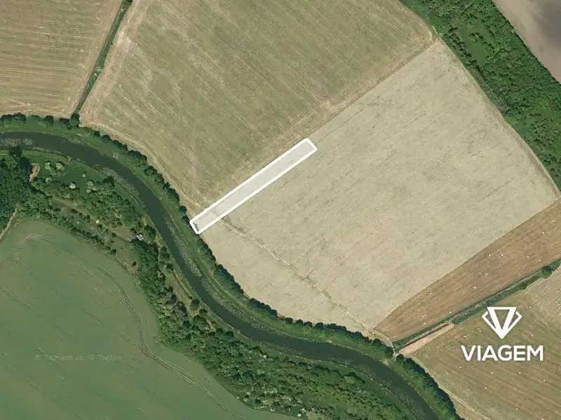 Prodej pole 2124 m², Žiželice – náhled fotky 1