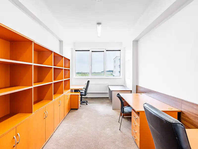 Pronájem kanceláře 68 m², Mníšek pod Brdy – náhled fotky 3