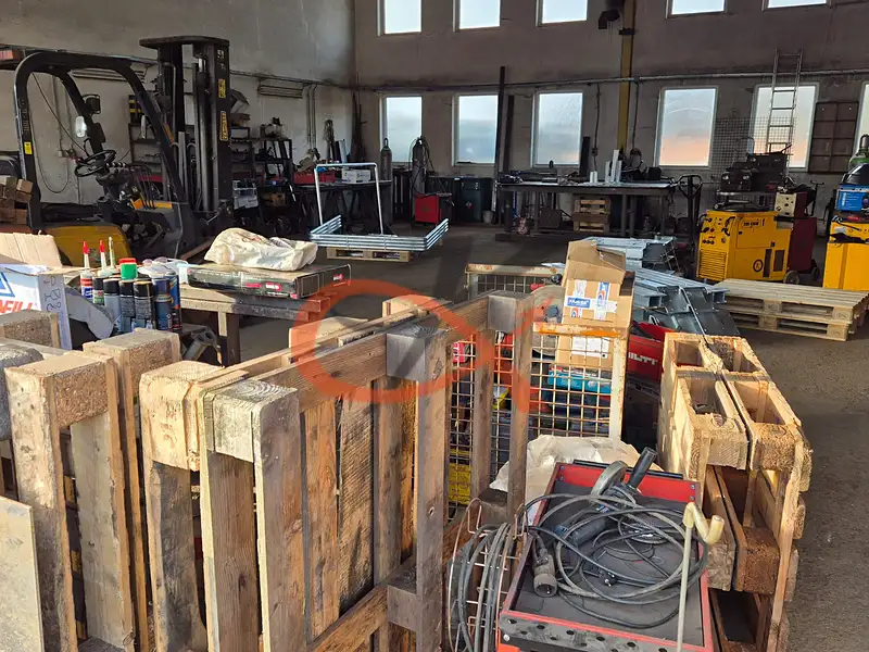 Pronájem výrobní haly, prostoru 400 m², Krhová – náhled fotky 3