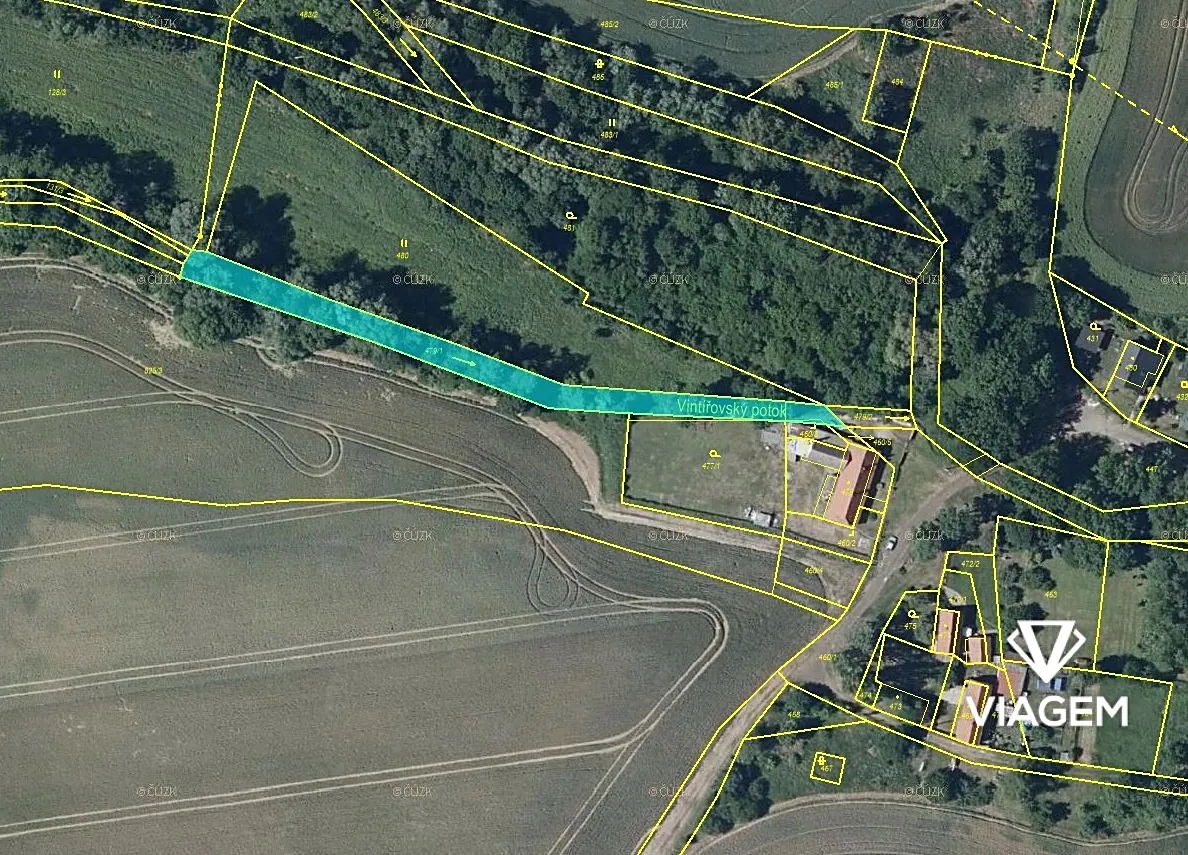 Prodej pole 1184 m²