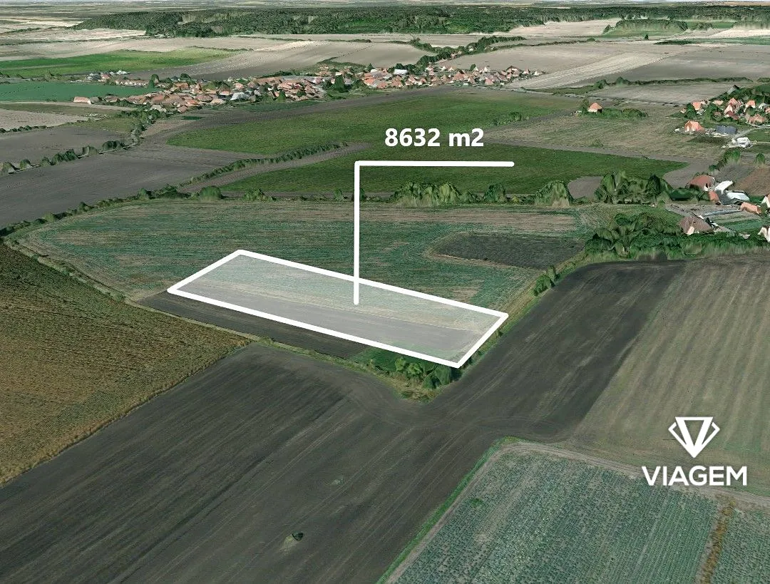 Prodej pole 8632 m²