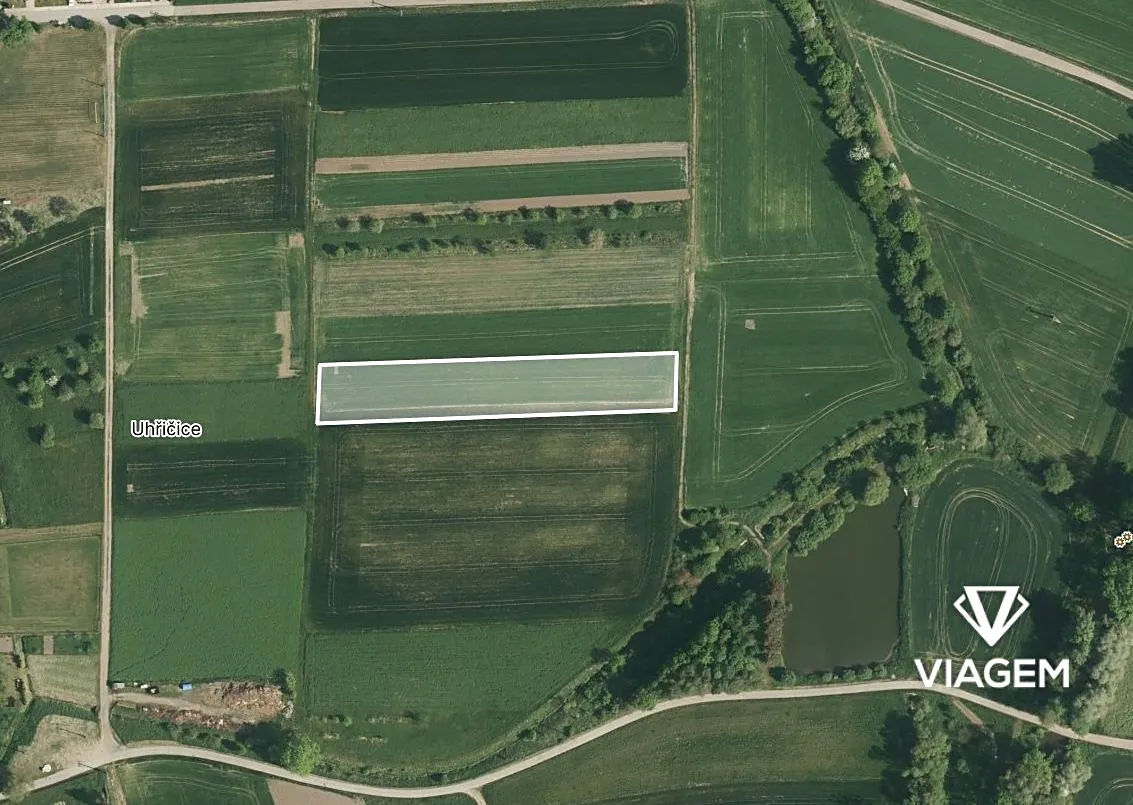 Prodej podílu 3/10 pole 988 m²