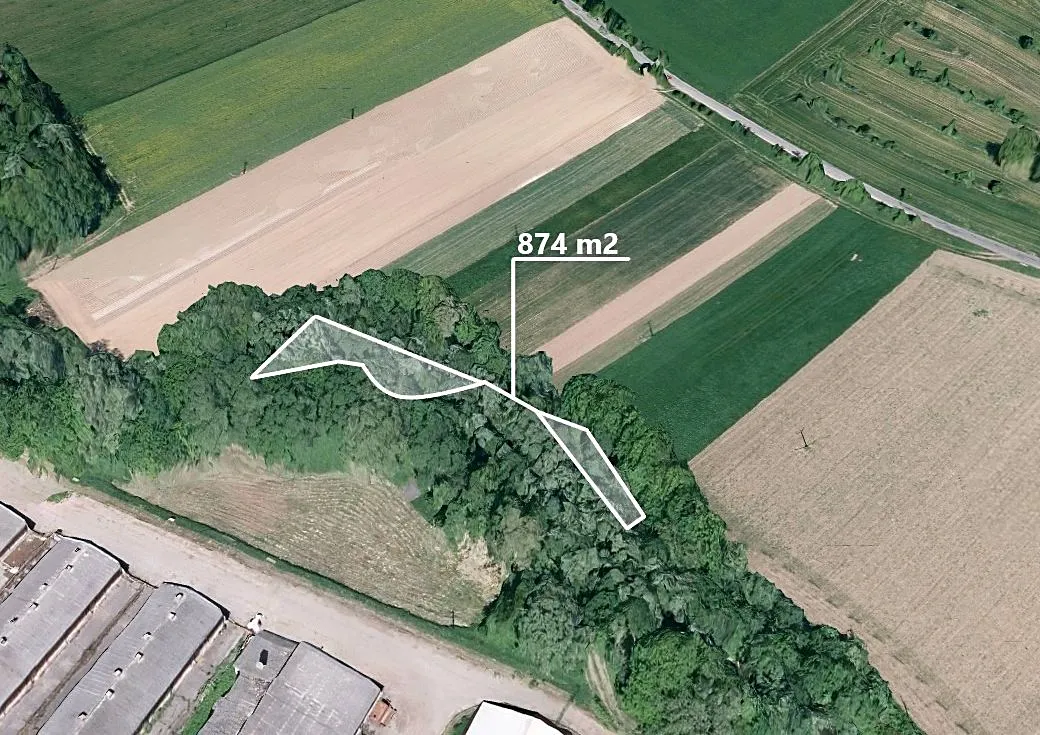 Prodej podílu 3/4 pole 814 m²
