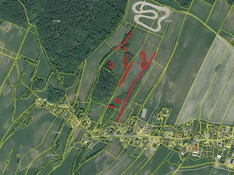 Prodej pole 4486 m², Liptaň – náhled fotky 2