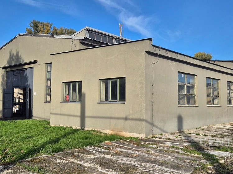 Pronájem komerčního prostoru, 3 162 m² (14 z 16)