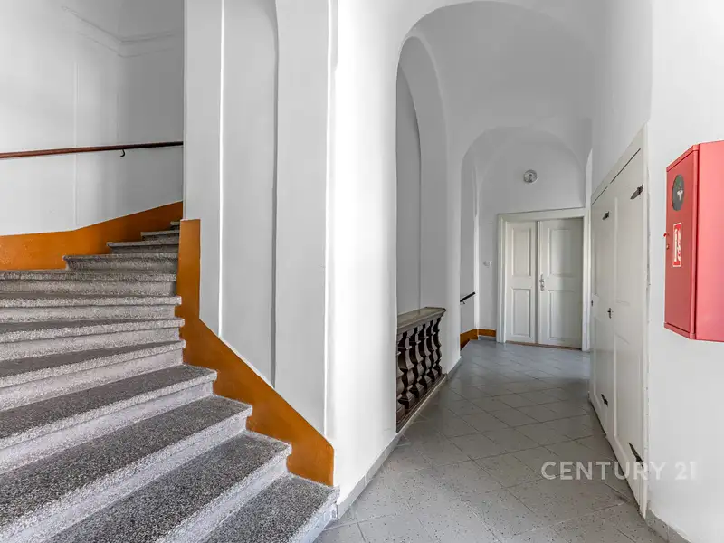 Prodej bytu atypický 176 m², Praha – náhled fotky 3