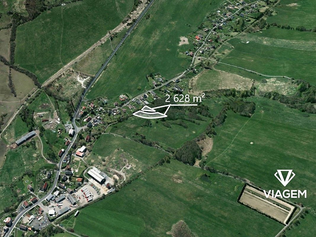 Prodej pole 2628 m², Libouchec – fotka 1 z 3
