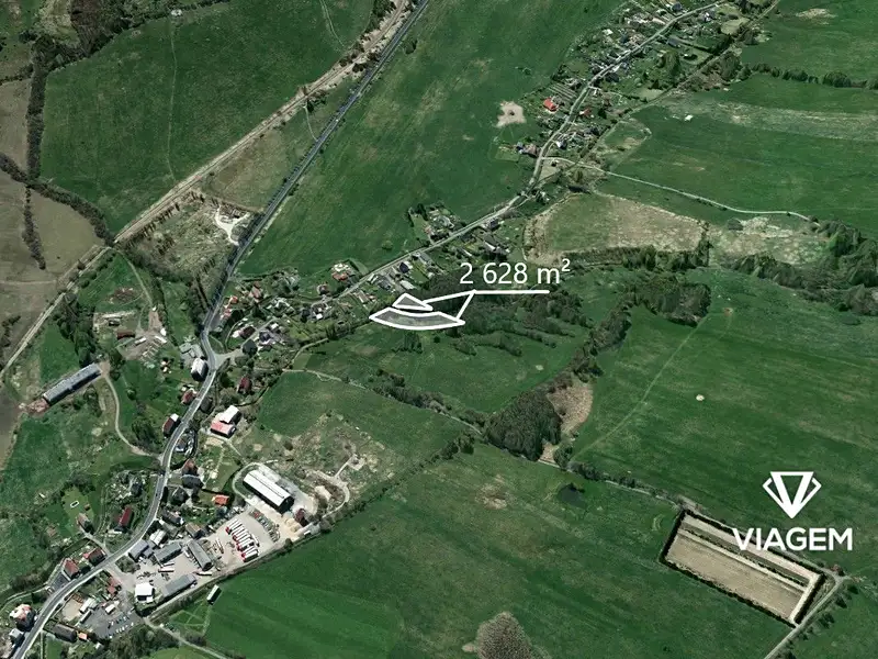 Prodej pole 2628 m², Libouchec – náhled fotky 1