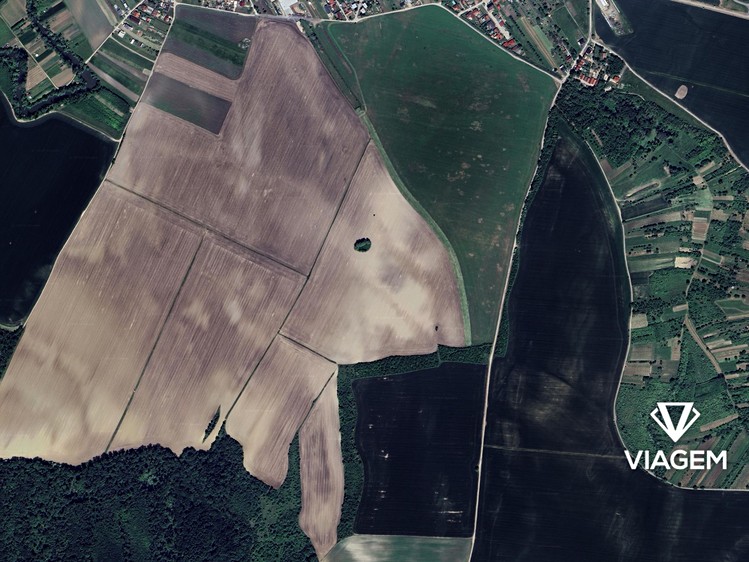 Prodej pozemku, 1 873 m² (2 z 3)