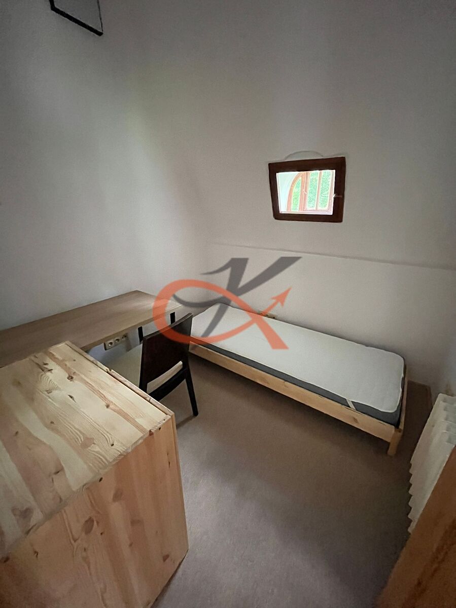 Pronájem rodinného domu 185 m², pozemek 73 m² – fotografie 5