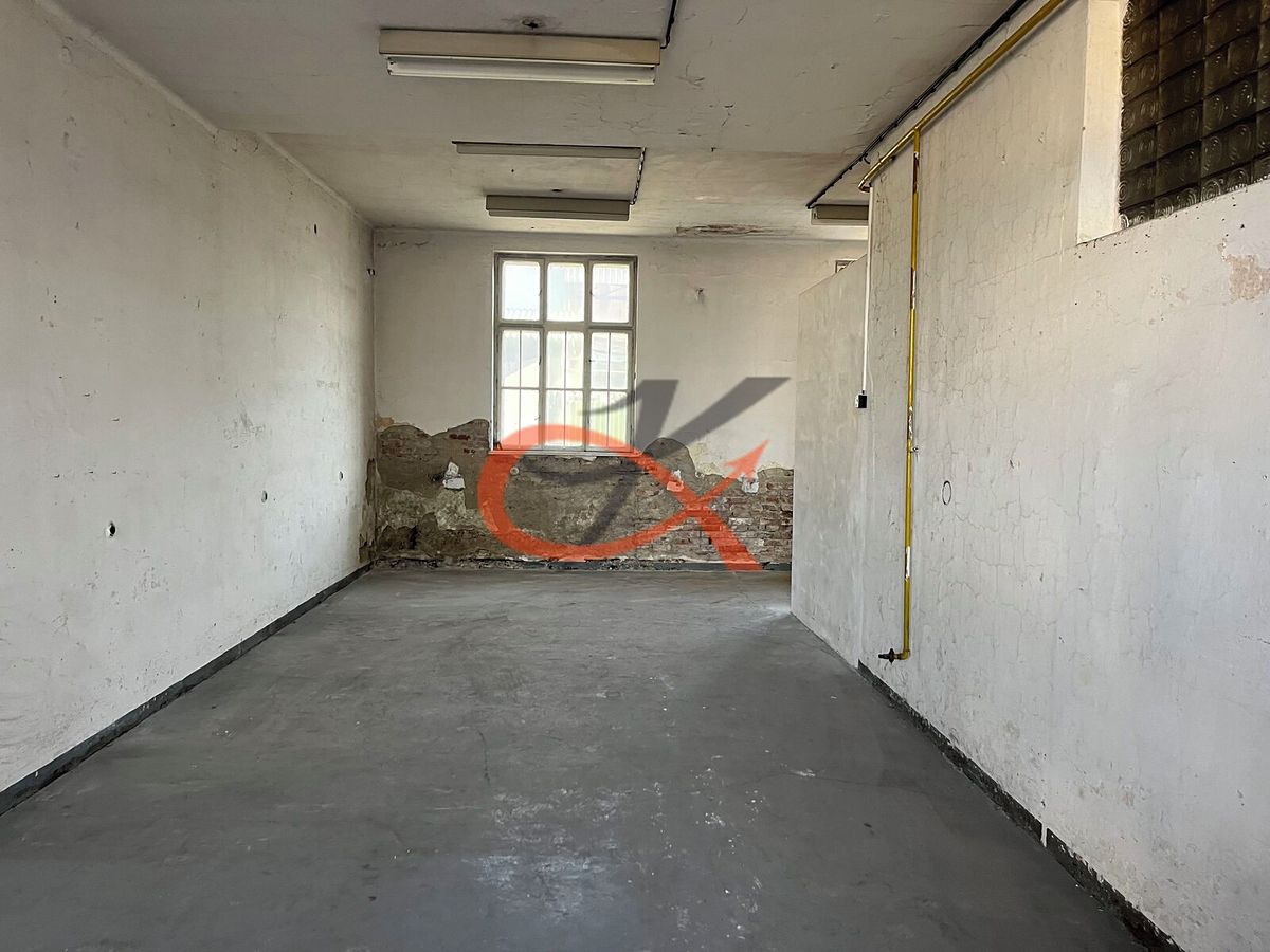 Pronájem skladového prostoru 49 m² – fotografie 3