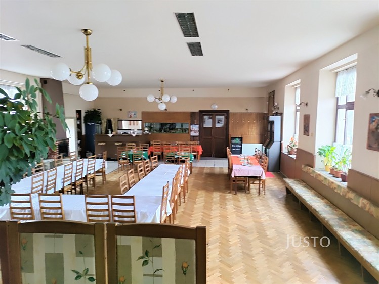 Pronájem komerčního prostoru, 497 m² (13 z 37)