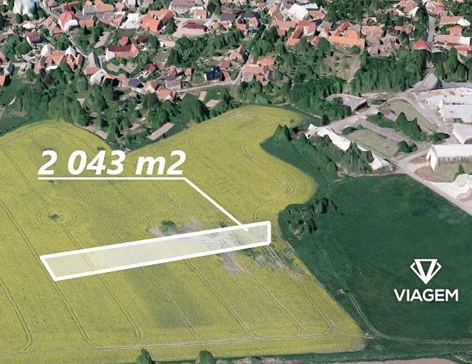 Prodej podílu 1/2 komerčního pozemku 1021 m²