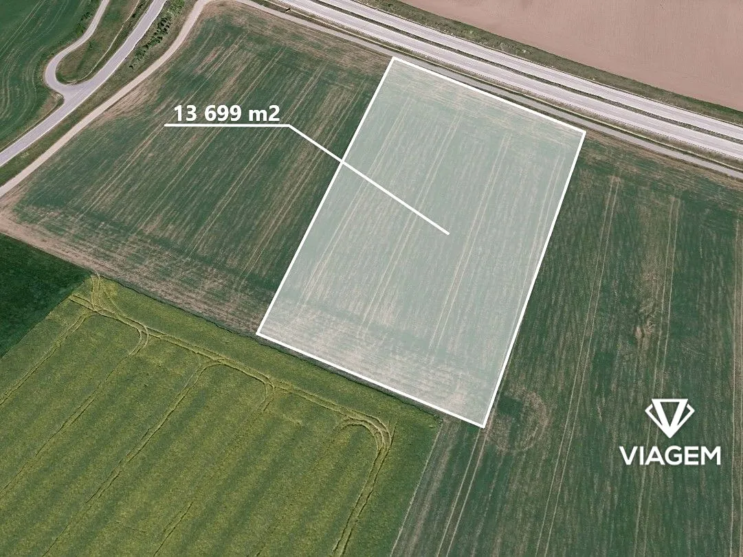 Prodej podílu 1/6 pole 2283 m²