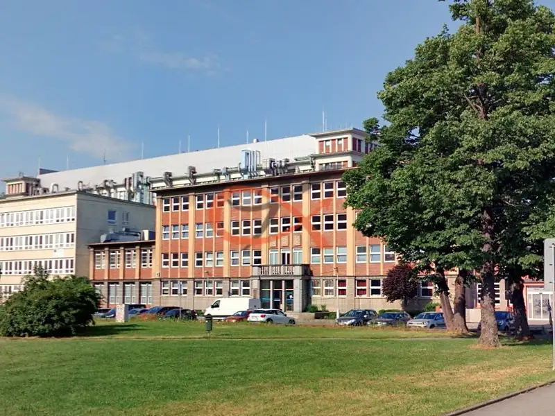 Pronájem kanceláře 124 m², Rožnov pod Radhoštěm – náhled fotky 1