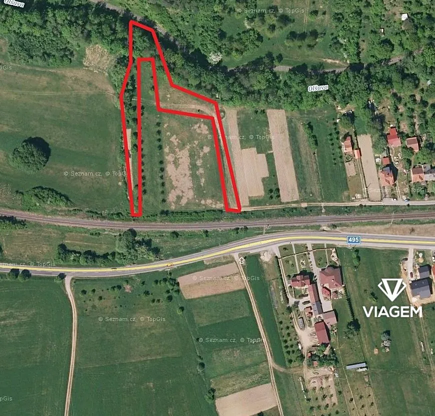 Prodej podílu 4/51 pole 100 m²