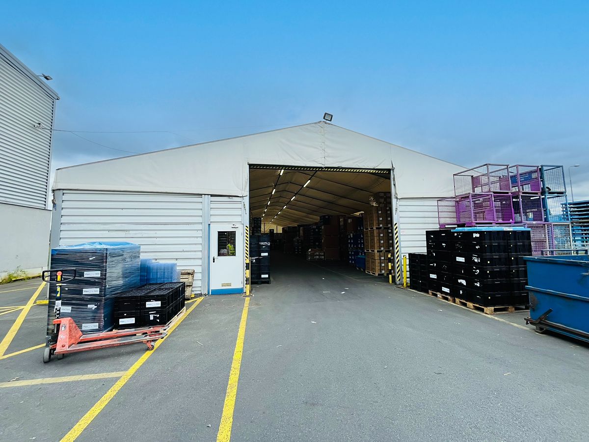Prodej výrobní haly, prostoru 8900 m² – fotografie 5