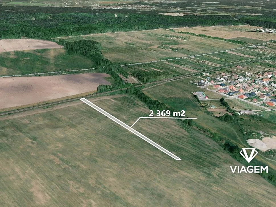 Prodej podílu 1/2 pole 1184 m²