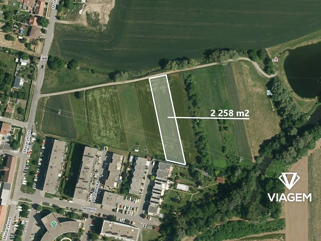 Prodej pole 2258 m²