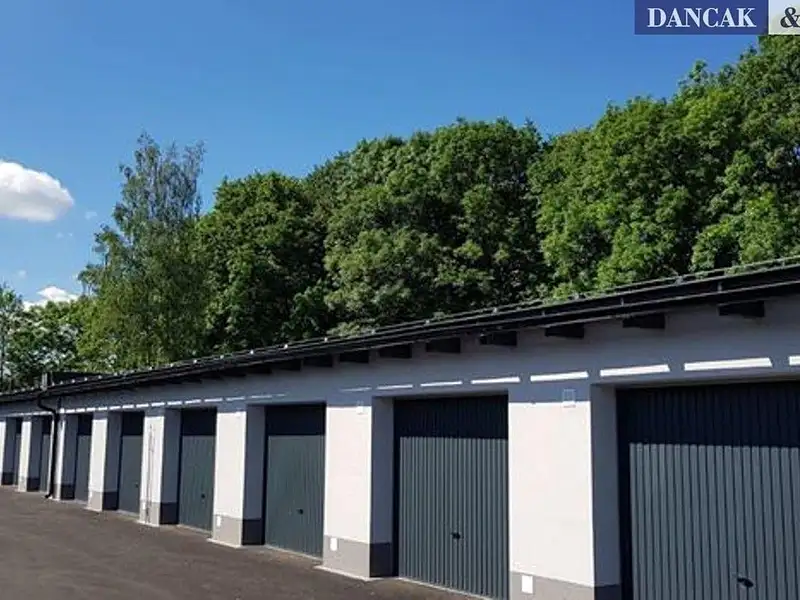 Pronájem garáže 24 m², Frýdek-Místek – náhled fotky 1