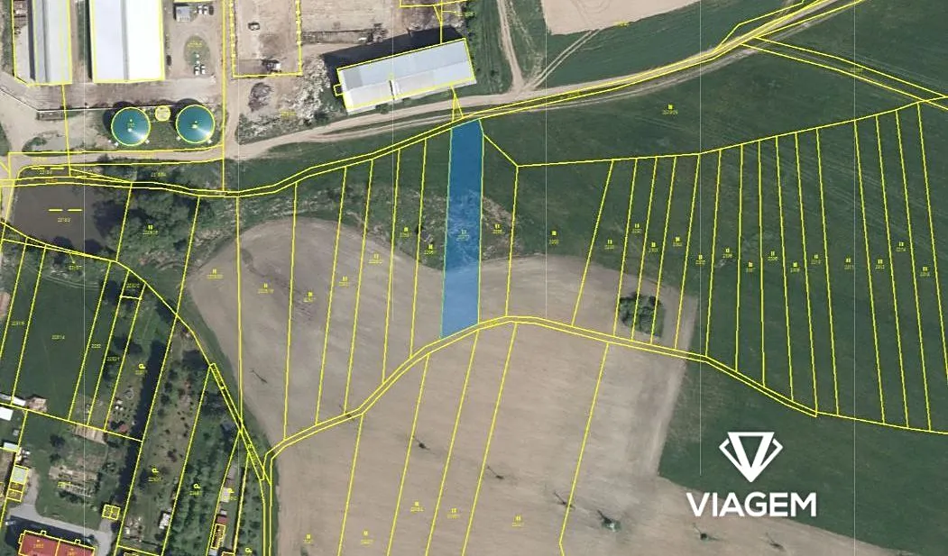 Prodej pole 1547 m²