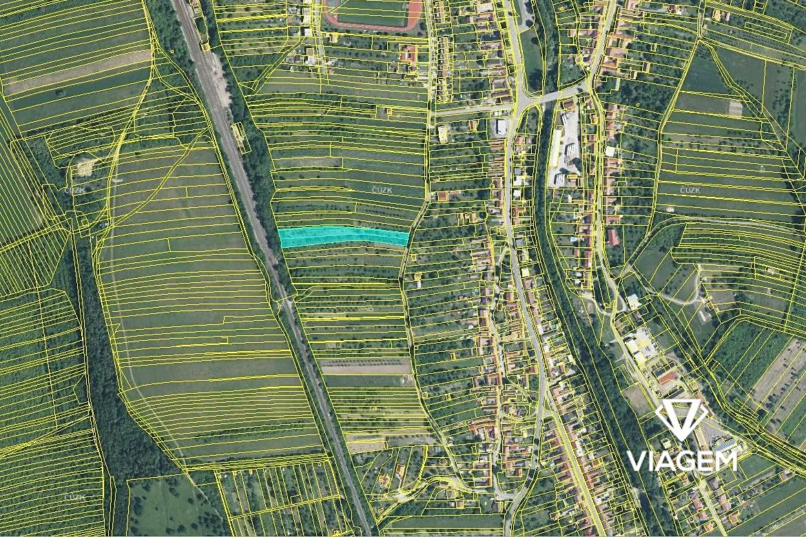 Prodej podílu 1/9 zahrady 559 m²