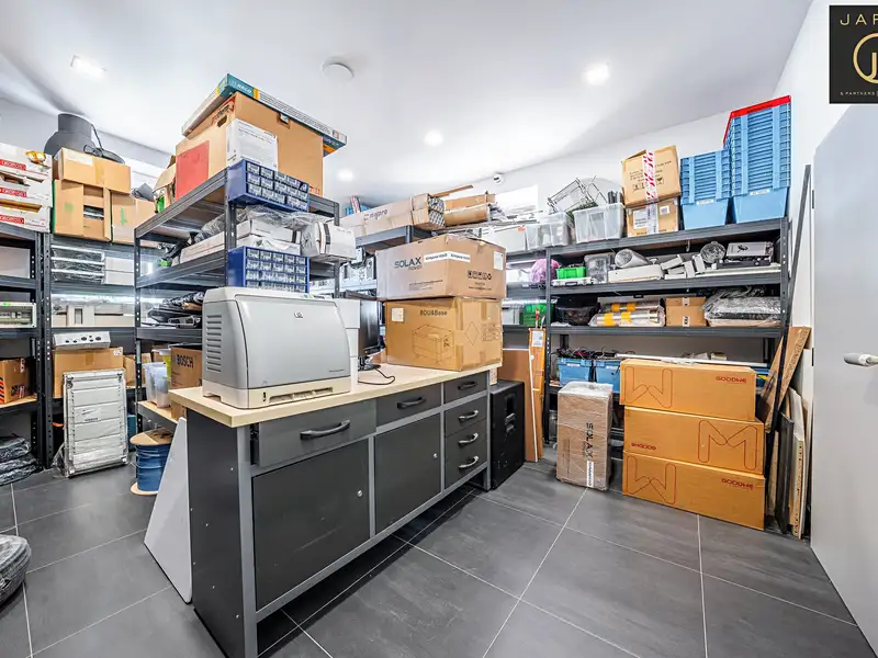 Prodej obchodního prostoru 402 m², Kladno – náhled fotky 3