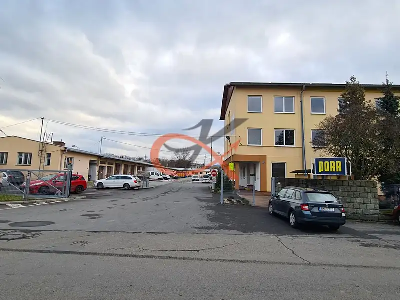 Pronájem kanceláře 20 m², Valašské Meziříčí – náhled fotky 3