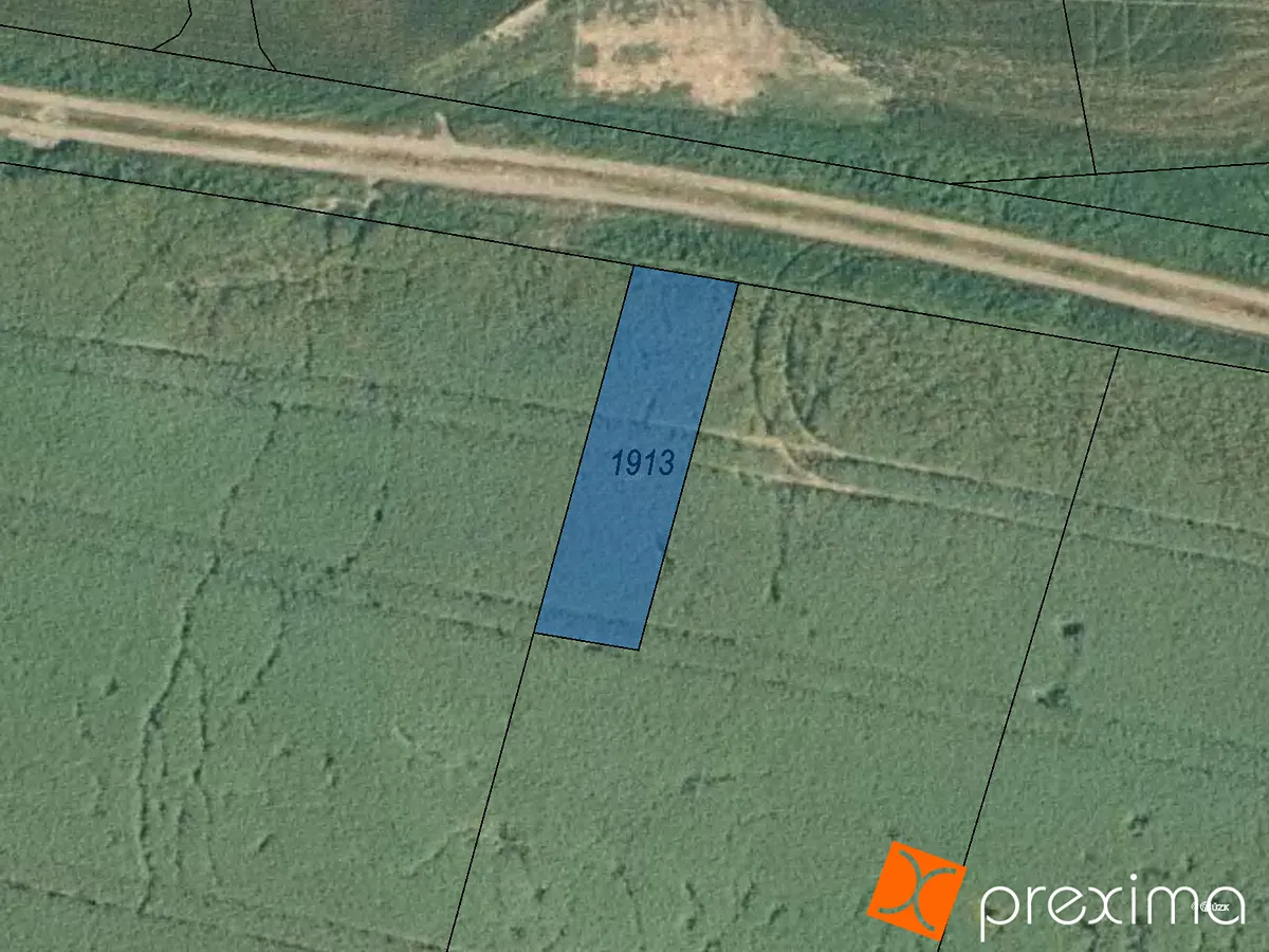 Prodej podílu 1/4 pole 42 m²