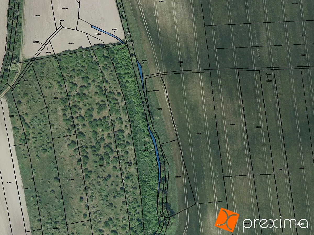 Prodej podílu 1/8 pozemku 68 m²