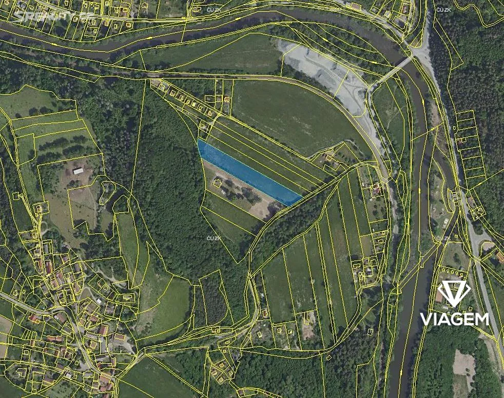 Prodej podílu 1/4 pole 2088 m²