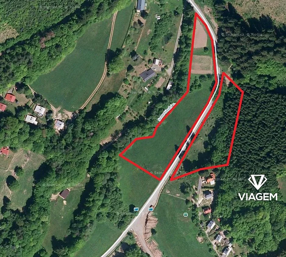 Prodej podílu 3/8 pole 4861 m²