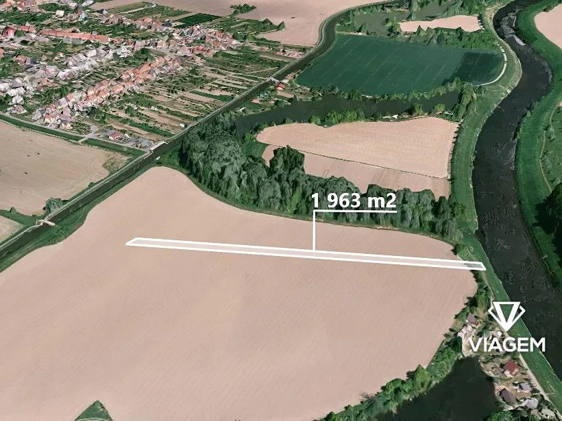 Prodej podílu 7/24 pole 572 m²