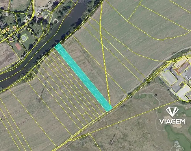 Prodej pole 6764 m², Praha – náhled fotky 2