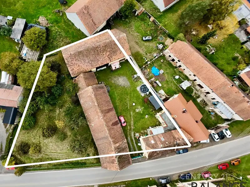 Prodej vícegeneračního domu 200 m², pozemek 2099 m², Dnešice – náhled fotky 3